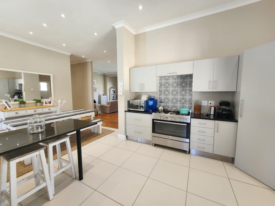 4 Bedroom Property for Sale in Selborne Eastern Cape
